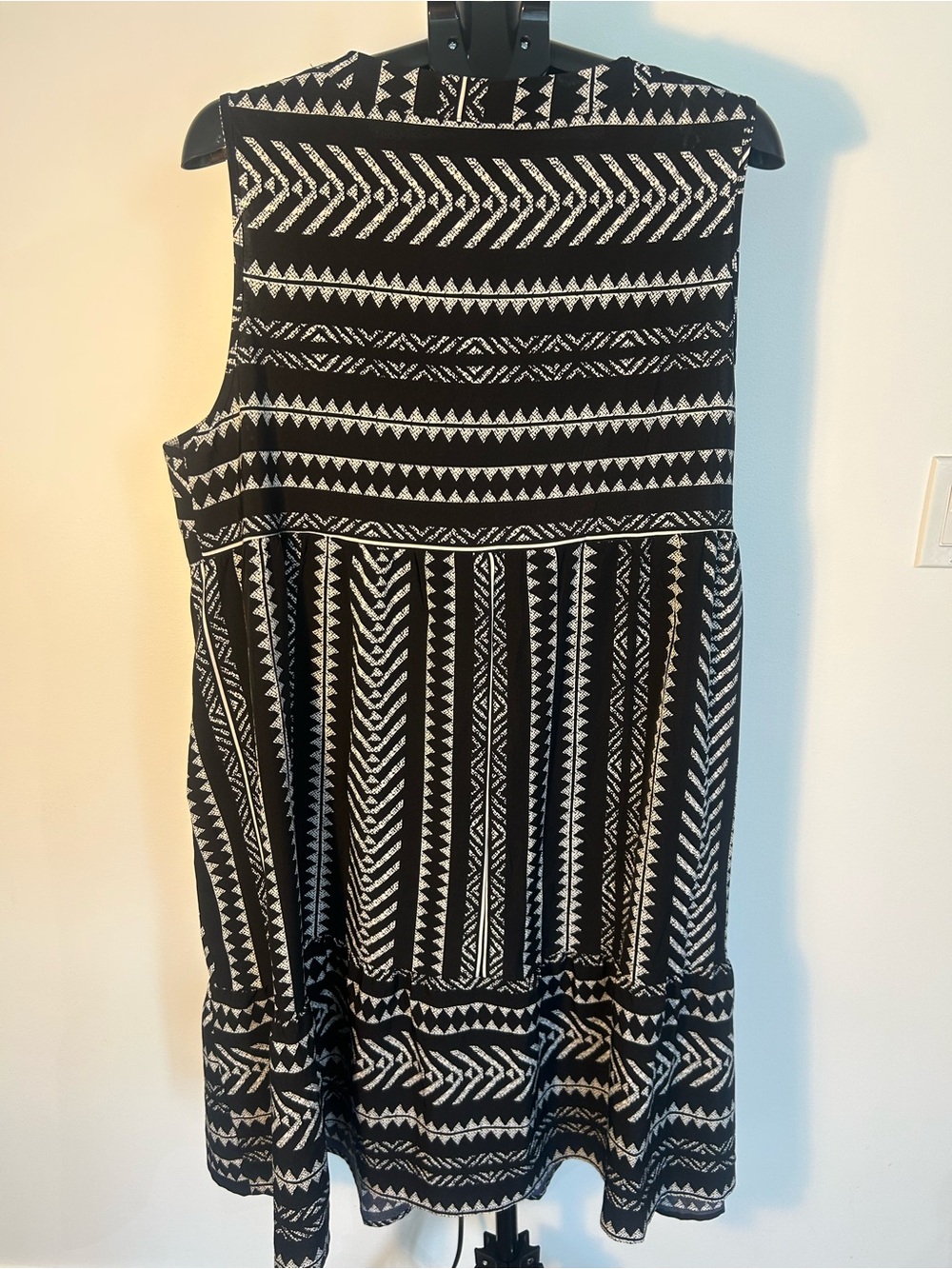 Bloomchic - Geometric Dress (size 18) - Picture 2 of 4